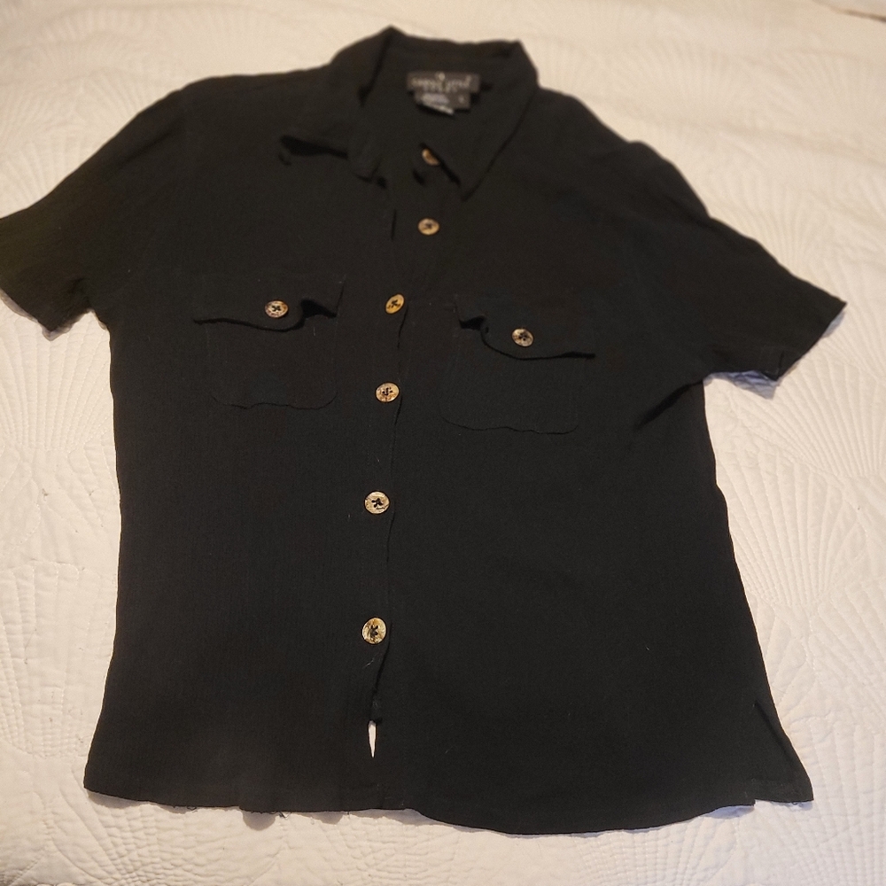 Black button up Size L